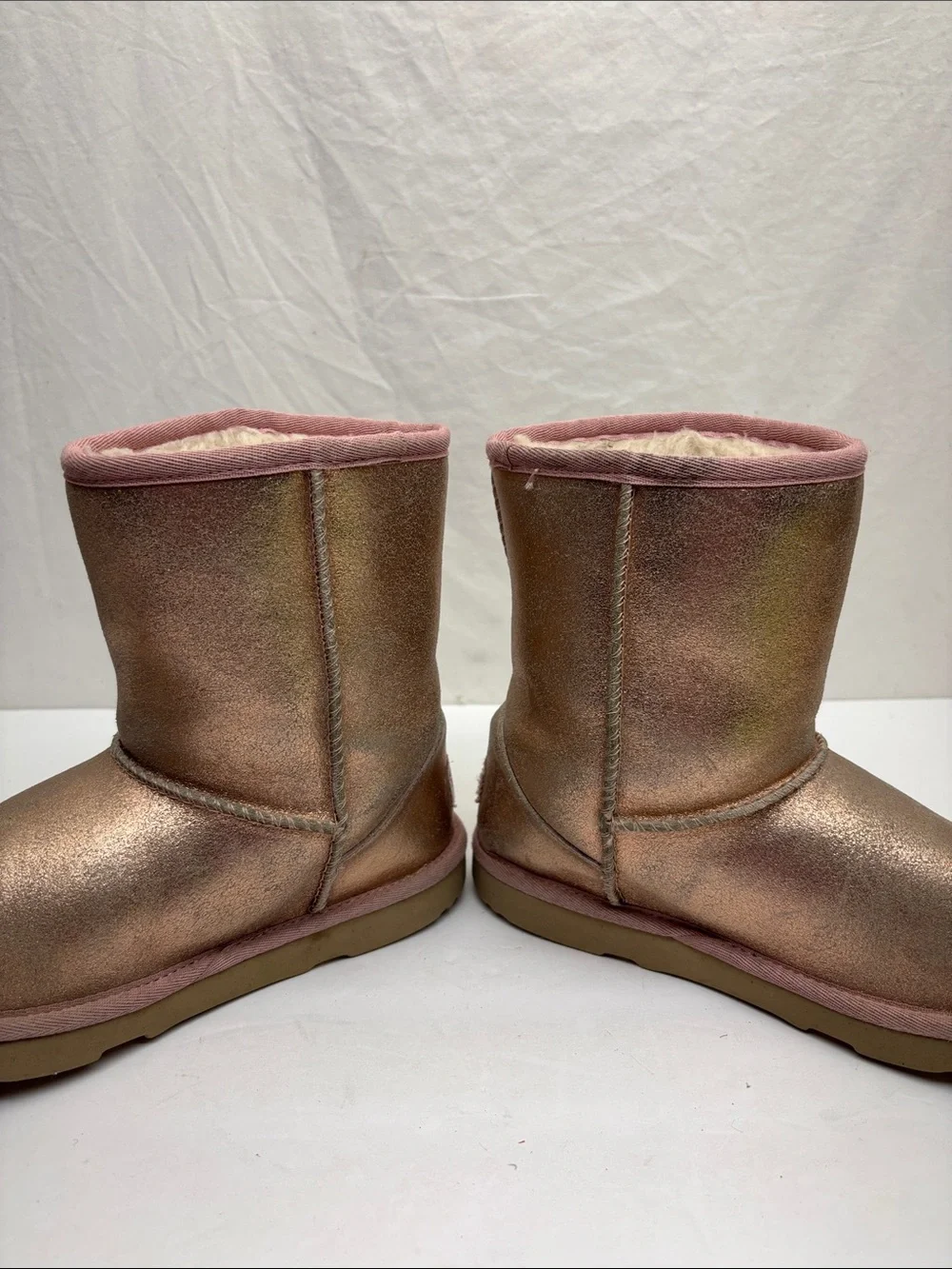 UGG Metallic Pink Faux-Shearling Boots, SZ 3 little girl, box 56